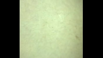 Le abro el culo a mi chillona