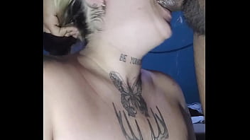 Le gusta por la boca y colita como lo goza