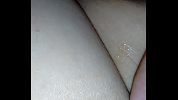 Relaxando o cusao antes de ser arrombado