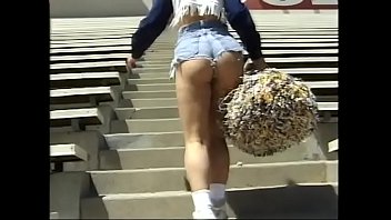 Cheerleader lexi leigh likes anal sex and sperm
