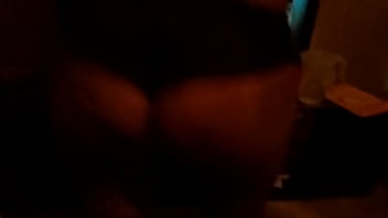 Thick atlanta chick ass shaking before getting power fucked