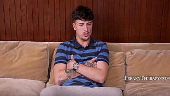 Therapist dr foxx gets railed by patient while he calls her step mommy