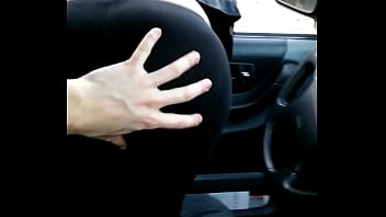 Sexy white ass twerking