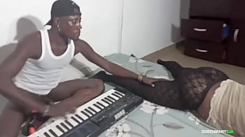 Fucking sweet pussy of my babe