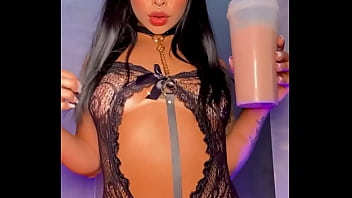 Quantos #rt essa gatinha merece