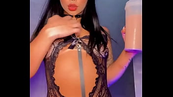 Quantos #rt essa gatinha merece