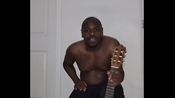 Continuing singing and dancing for free 3