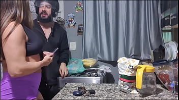 Entregador queria uma gorjeta mas deixei ele relaxado