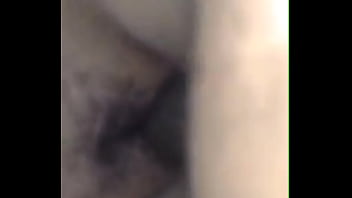 Ele só queria provar minha peludinha mas a gozada dele foi absurda