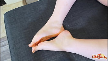 Relaxing toes & foot fetish asmr prep session