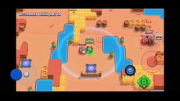 Маменькин сынок жёстко трахнул свою мать в глотку и кончил