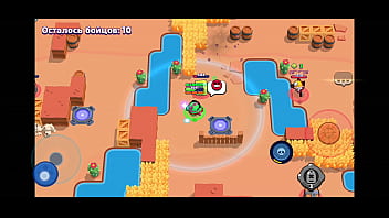 Маменькин сынок жёстко трахнул свою мать в глотку и кончил