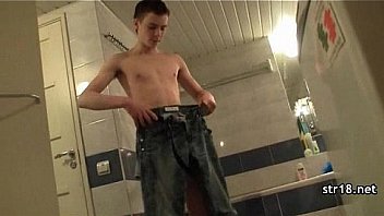 Amateur teen couple having sex