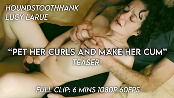 Pet her curls and make her cum