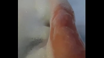 Je vous retrouve tout les soirs après 22h00 sur camcokine du lundi au jeudi