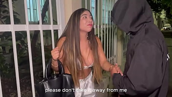 Culona mexicana verito aguas es follada en su culo redondo por una bbc latina rebota sus tetas sobre una gran verga