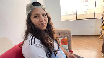 Le gane la competencia de videojuegos a mi mejor amiga y tuve que darme sexo oral y anal para celebrar