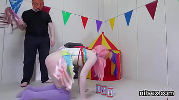 Delirious cockslut gets her fuckholes spread and thoroughly drilled