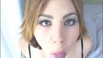 Slut has no problems blowing a massive rod