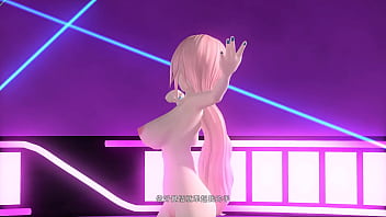 Megurine luka desnuda con tetas enormes