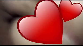 Qué rico mueve el culo está puta