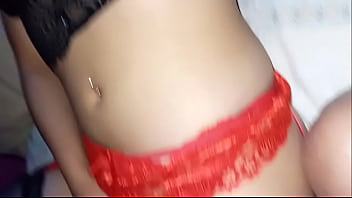 Rica e tocandose bien rico por la noche