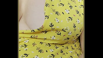 Milf exposes her perfect boobs in the automobile driving