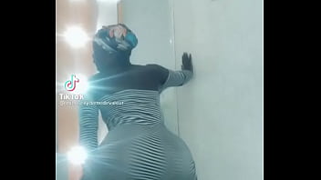 Imagine toi derrière ce cul