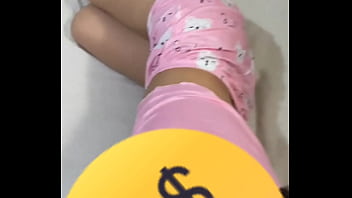 Hermanastra de 18 añitos follada con su pijama anda triste porque su novio la termino hermosa culona porno casero