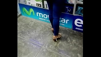 Culona chola le gusta que la graben