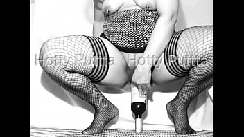 Hotty puttta enjoy huge insertions