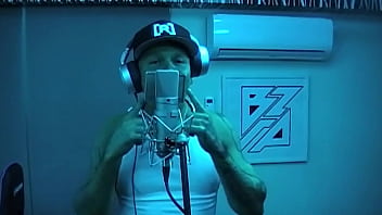 René lo hace de nuevo