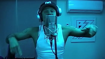 René lo hace de nuevo