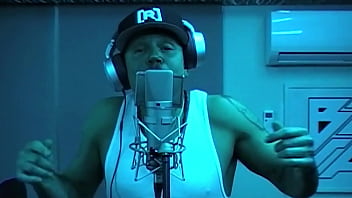 René lo hace de nuevo