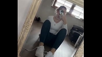 Hello ; jeans and pantyhose do i love and do you #fetish #feet #footjob #nylon #nylonfeets #nylonfetısh girl