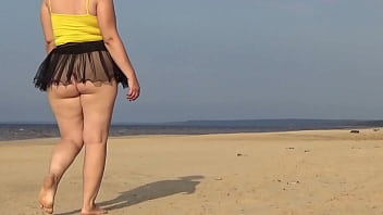 Fucking funny milf on wild island