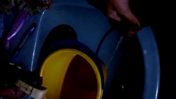 Big Dick Pissing 2 thumbnail