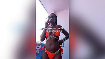 Leaked video of black model ebony foxx smoking Leaked video of black model ebony foxx smoking