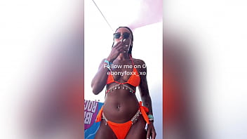 Leaked video of black model ebony foxx smoking Leaked video of black model ebony foxx smoking