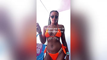 Leaked video of black model ebony foxx smoking Leaked video of black model ebony foxx smoking