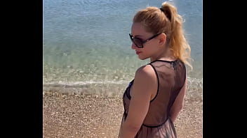 Tu me rejoins n'oublies pas que je suis la milf la plus chaude et la plus