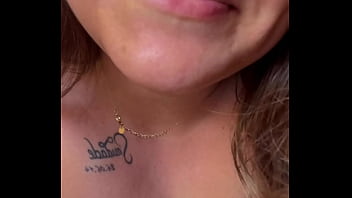 Aujourd’hui je propose des échanges de nude vidéo en direct pendant un