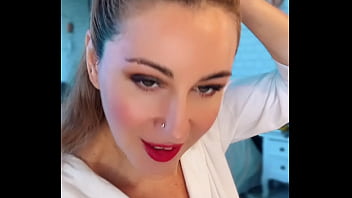 Après ma séance de sport et une bonne make up qu'attends tu