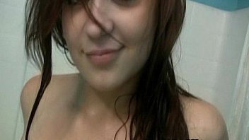 Filming my busty girlfriend while naked in bath