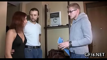 Wicked hottie raises her lengthy legs