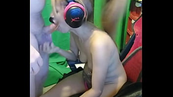 2022 12 21 couples dnd blowjob handjob cum on face sample