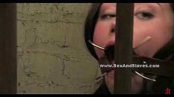 Slut locked in cage to fuck