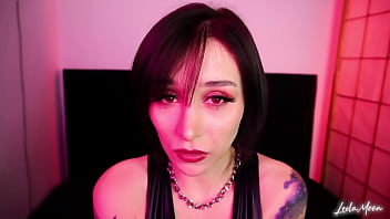 Vampire queen gets her stake