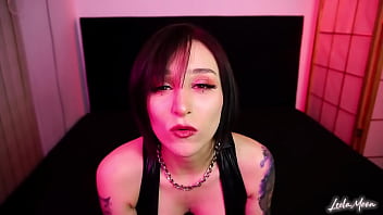 Vampire queen gets her stake