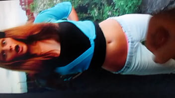 Big cumshot on girl with open mouthed a lot of sperm